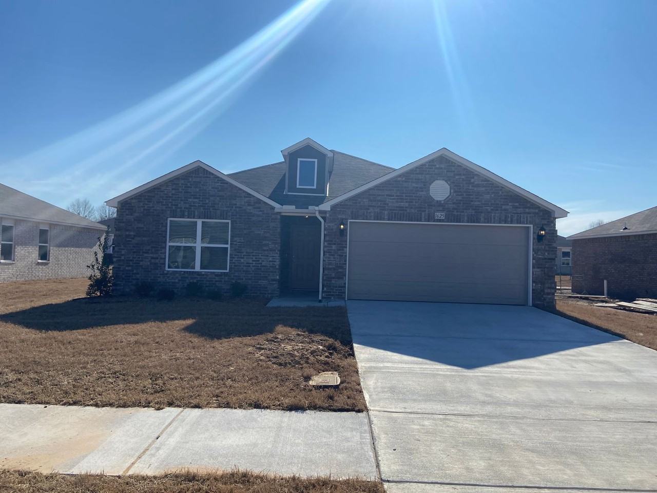 1625 Isabella Rd - Photo 4 of 20