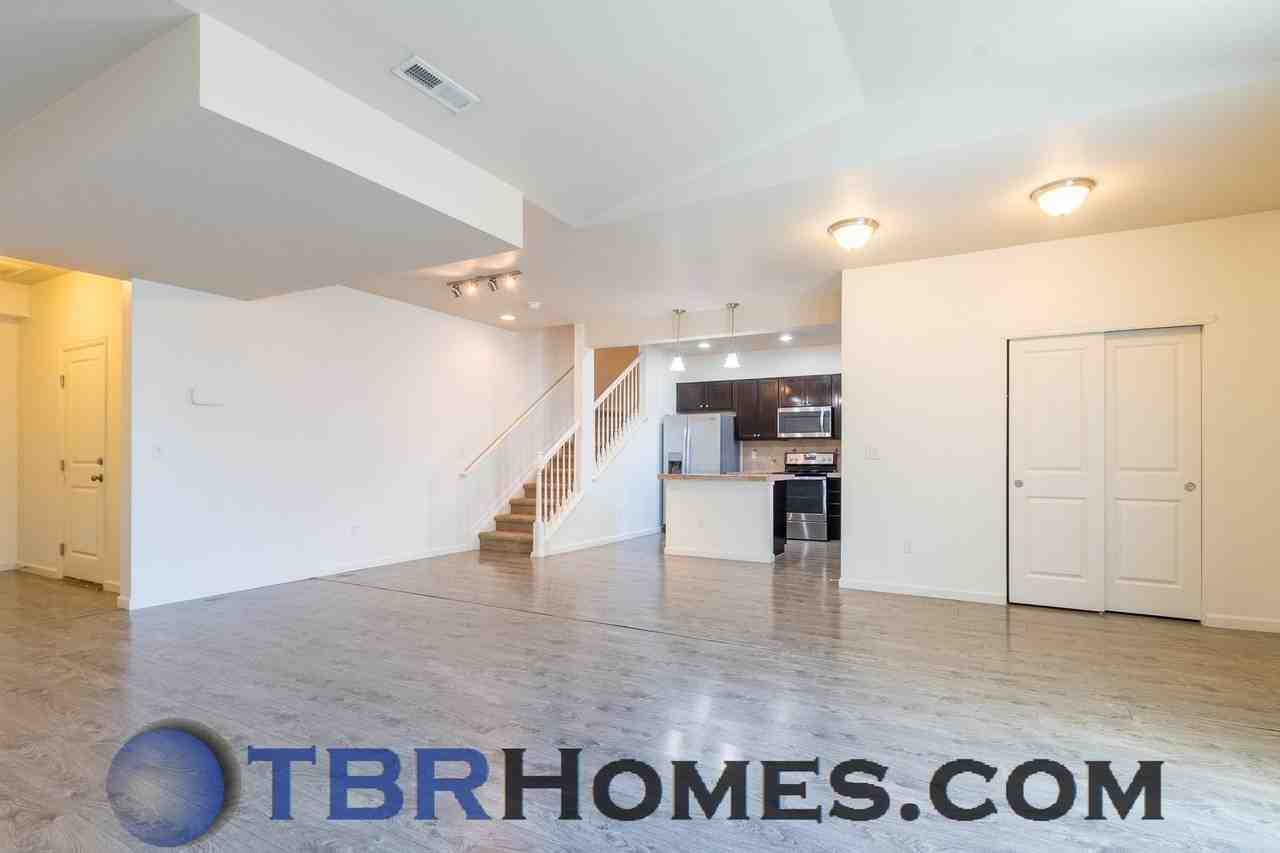1797 Aspen Meadows Cir - Photo 4 of 22