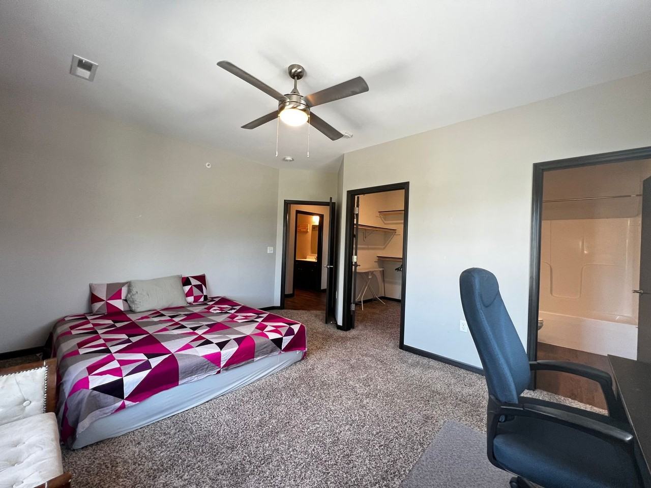 2863 Spring Rose Cir #302 - Photo 7 of 15