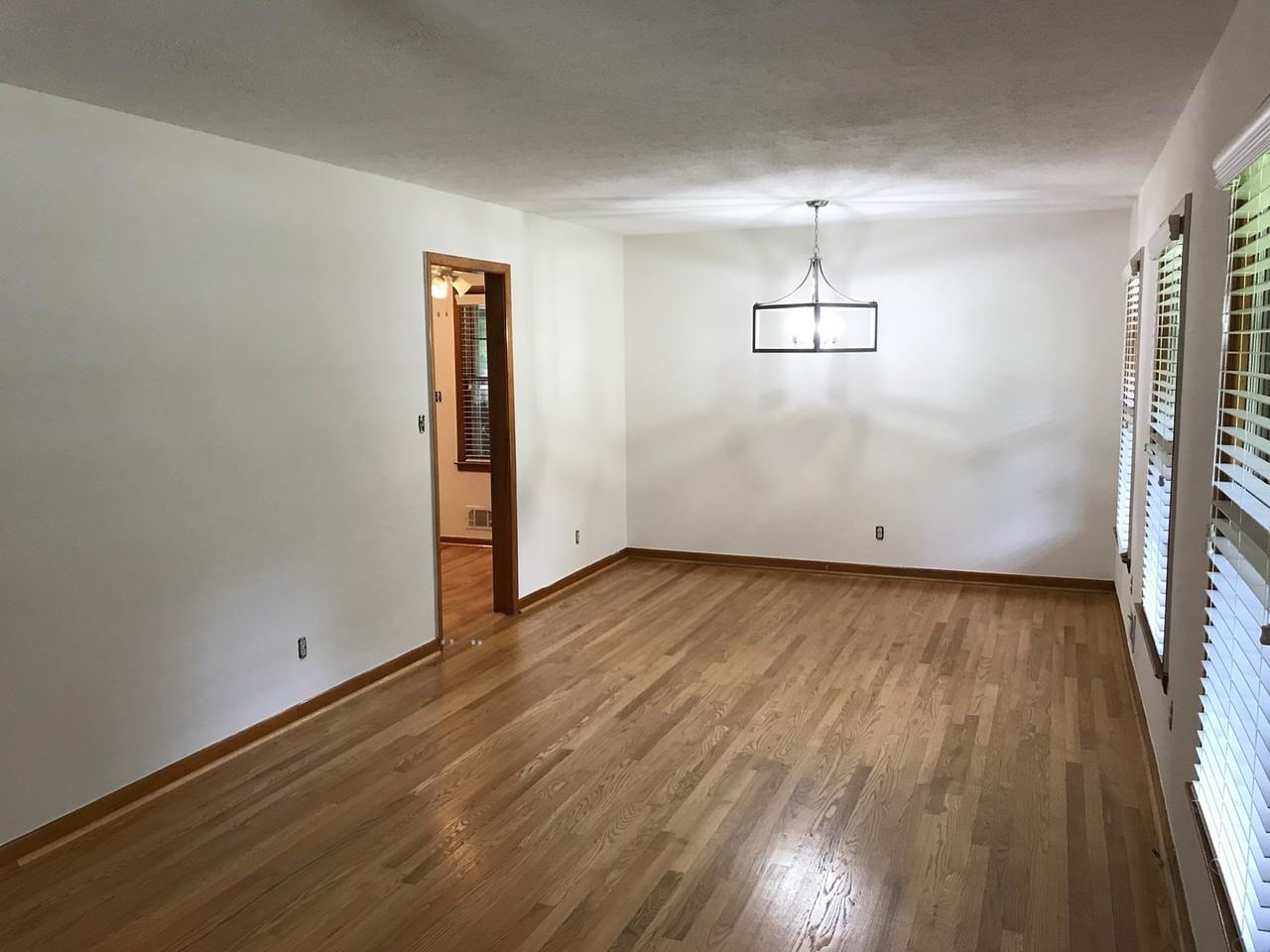 1321 Mary Dale Dr Sw - Photo 5 of 24