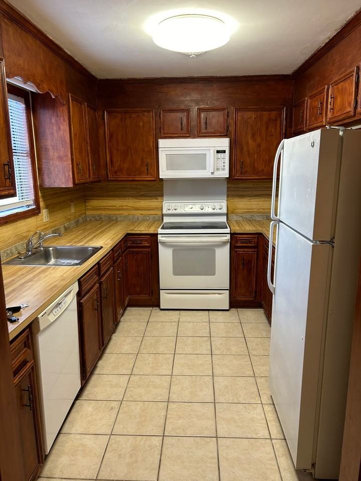 602 Aspen Pl - Photo 3 of 23