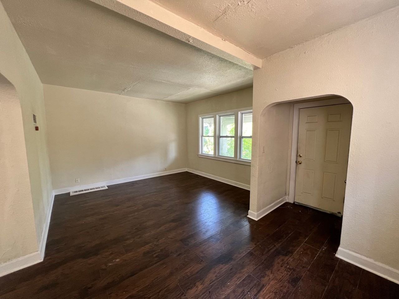 3015 N Holton St - Photo 4 of 13