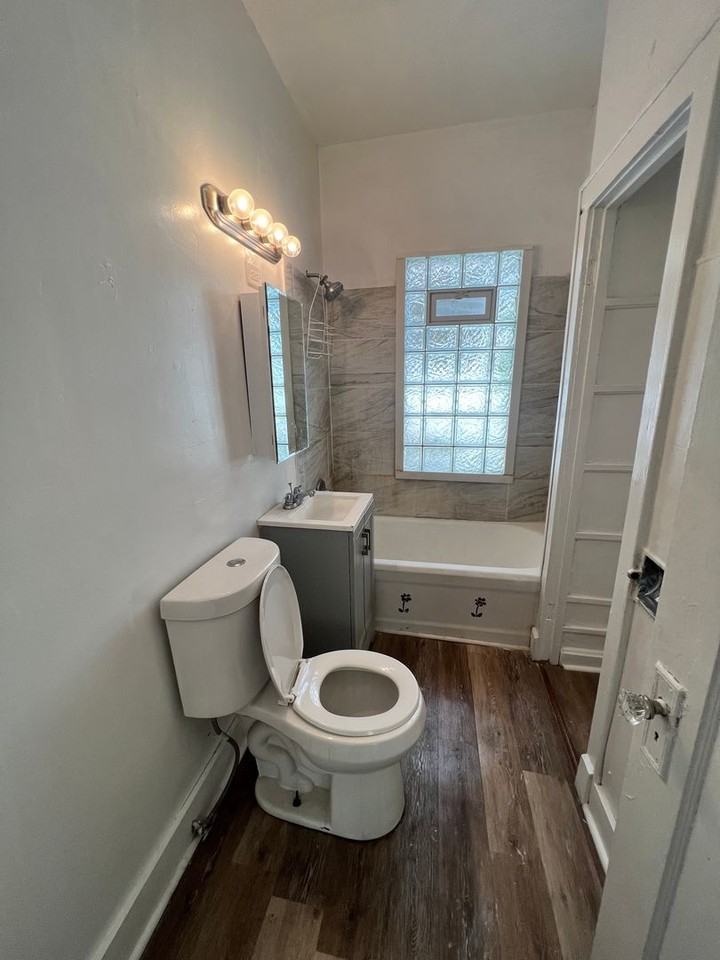 3015 N Holton St - Photo 5 of 13