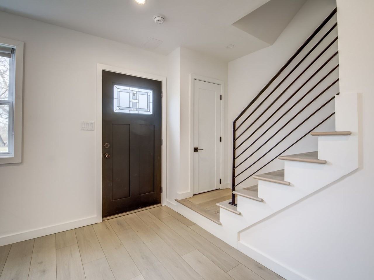 119 Anacostia Ave Ne - Photo 2 of 22