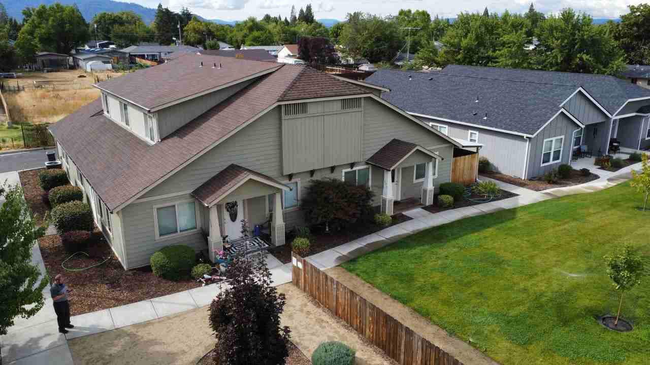 171 Mellecker Way - Photo 3 of 39