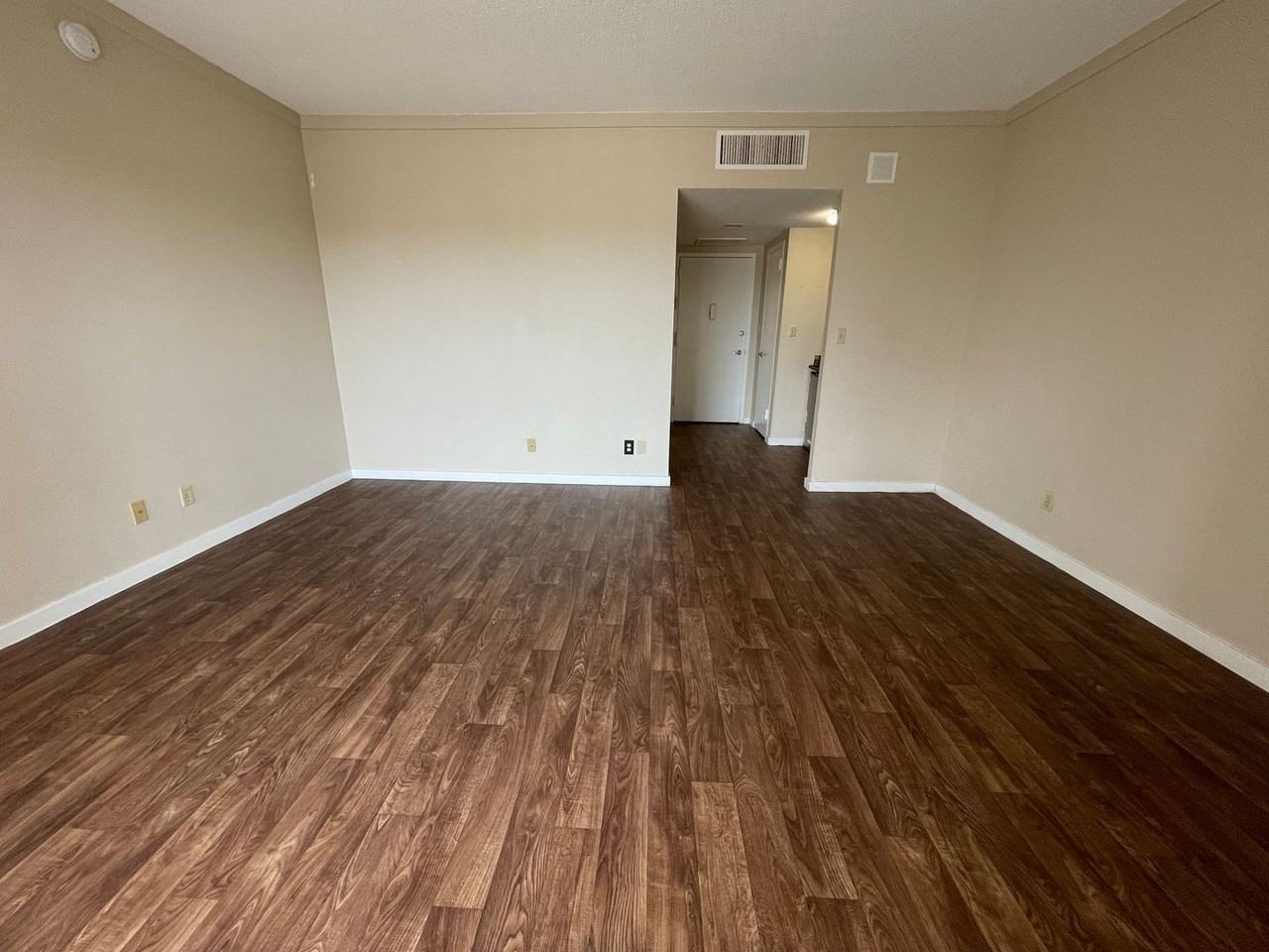 4750 N Central Ave #4S - Photo 5 of 12