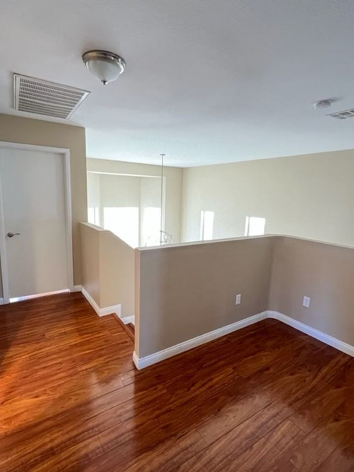 4105 Abrams Ave - Photo 3 of 19