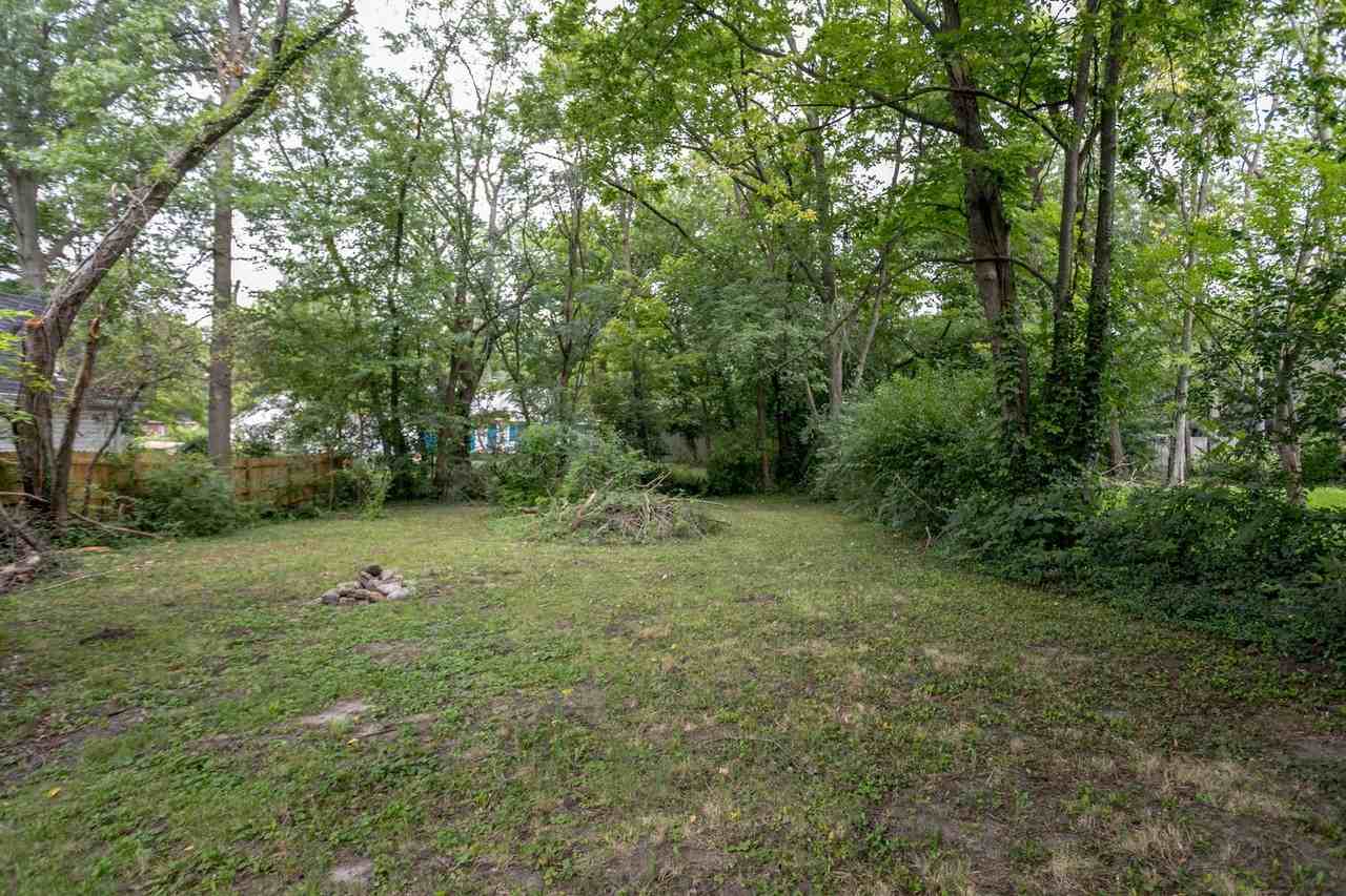 303 Sanford Ave - Photo 3 of 16