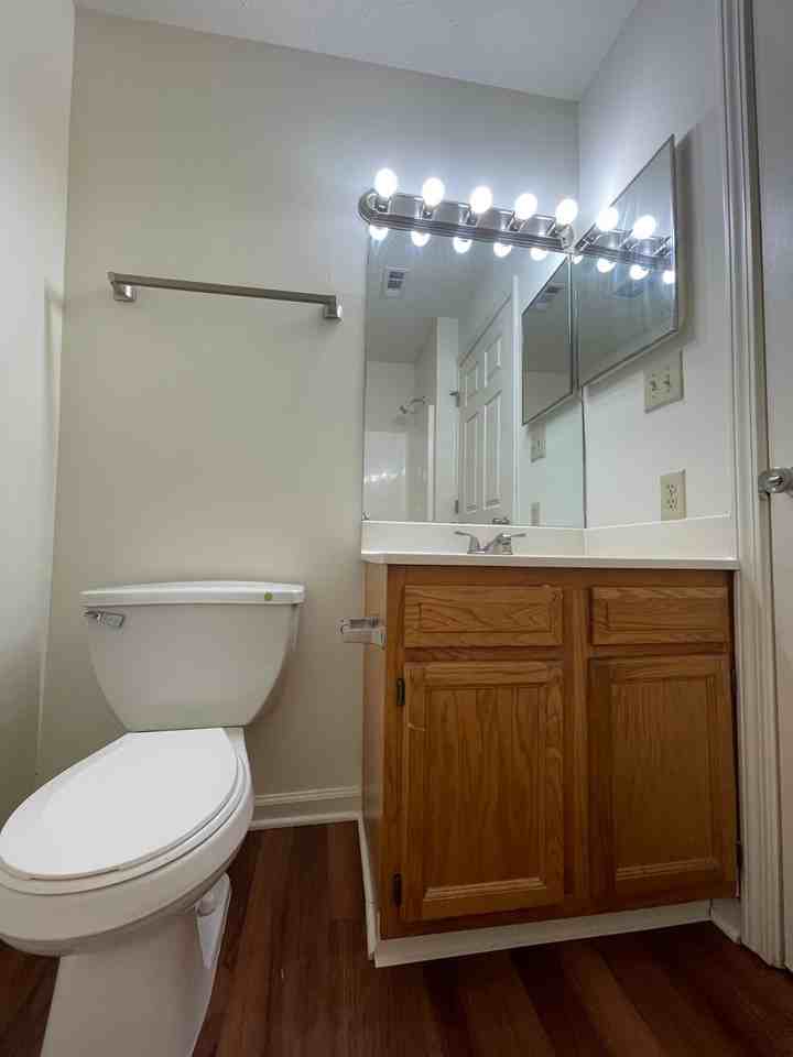 1197 1197 Appian Crossing Way - 2 Bed - Photo 4 of 13