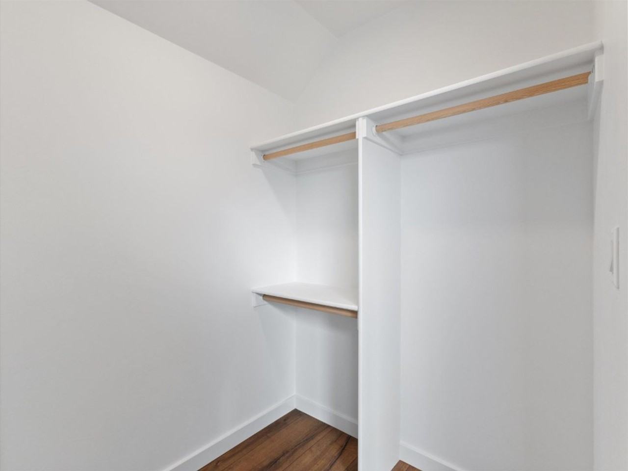 2967 S 27th Ave - Photo 3 of 9