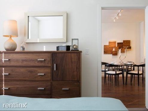 70 Heard St - Photo 3 of 14