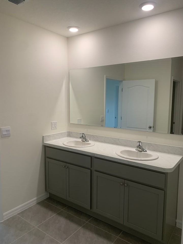 2682 Neverland Dr - Photo 4 of 13