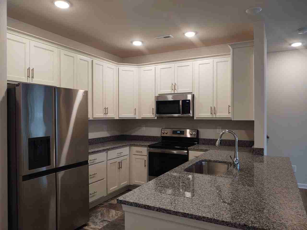1113 Verdigris Dr - Photo 4 of 23