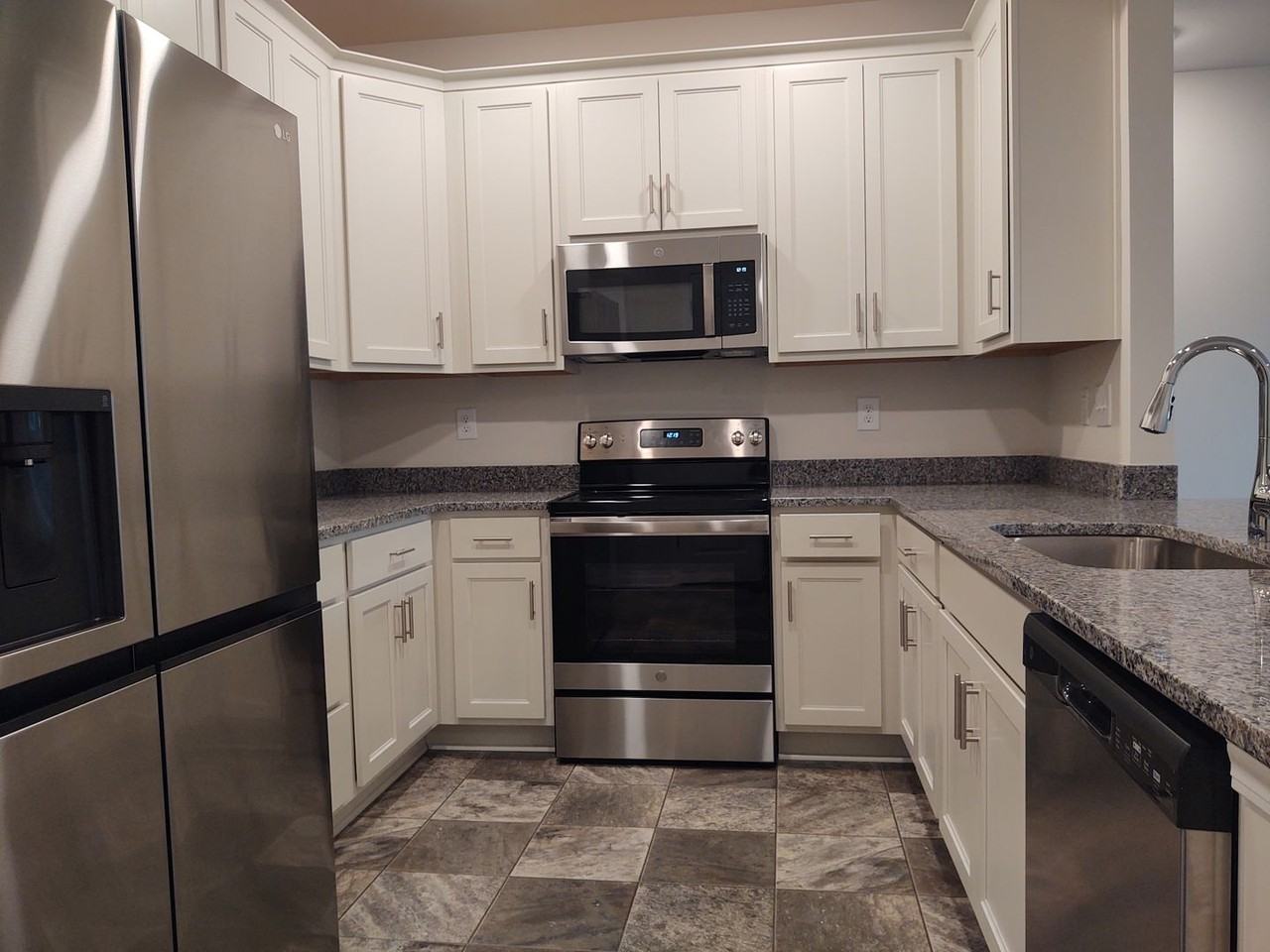 1113 Verdigris Dr - Photo 6 of 23