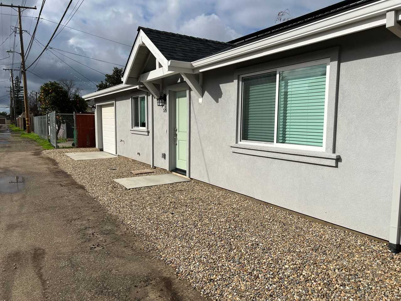 512 Forrest Ave - Photo 2 of 30