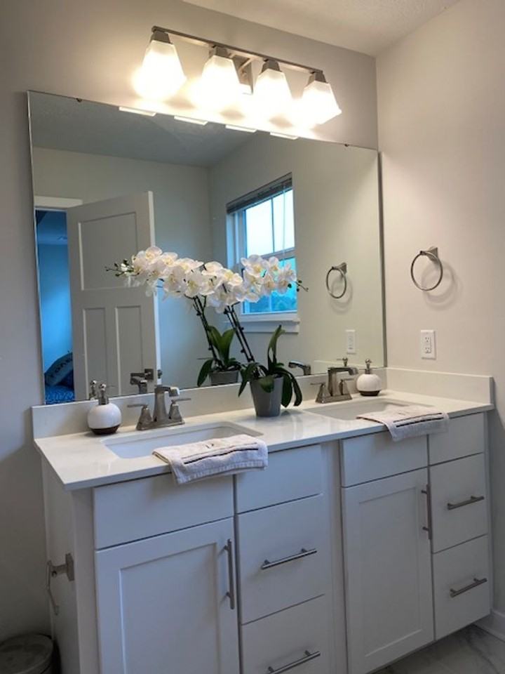 131 Melinda Ct - Photo 2 of 31