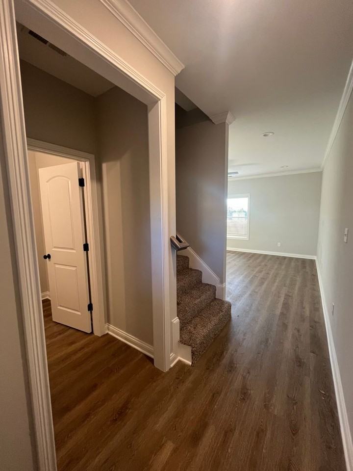 6492 Fortuna Ct - Photo 3 of 34