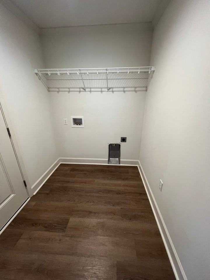 308 Jasmine Cir - Photo 7 of 18