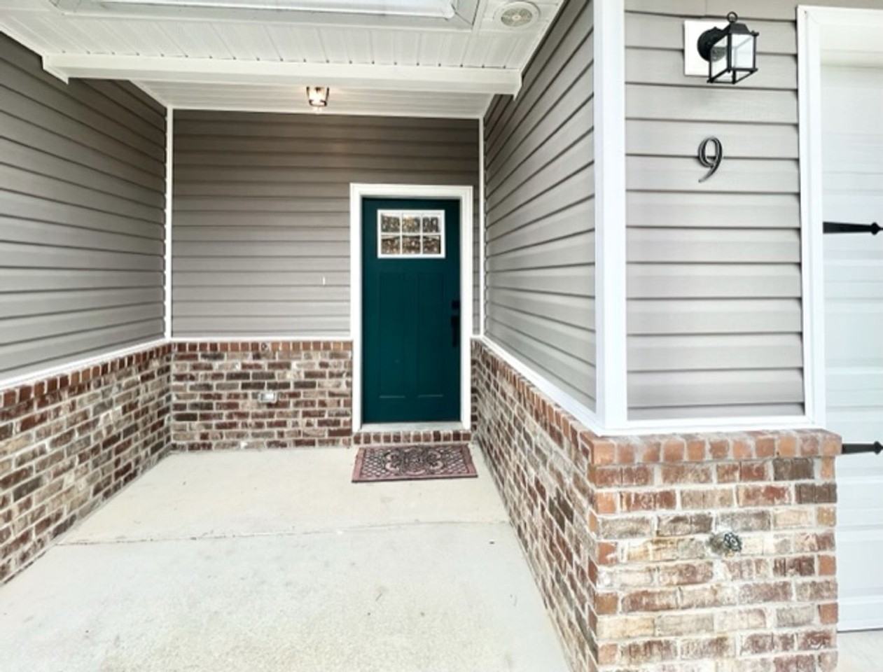 9 Praiseworthy Dr - Photo 2 of 28