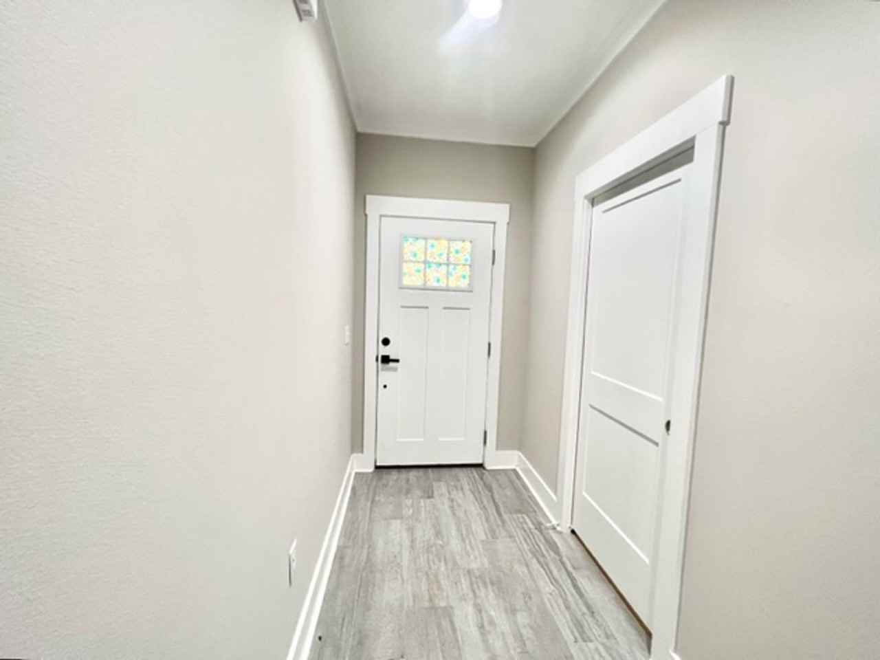 9 Praiseworthy Dr - Photo 3 of 28