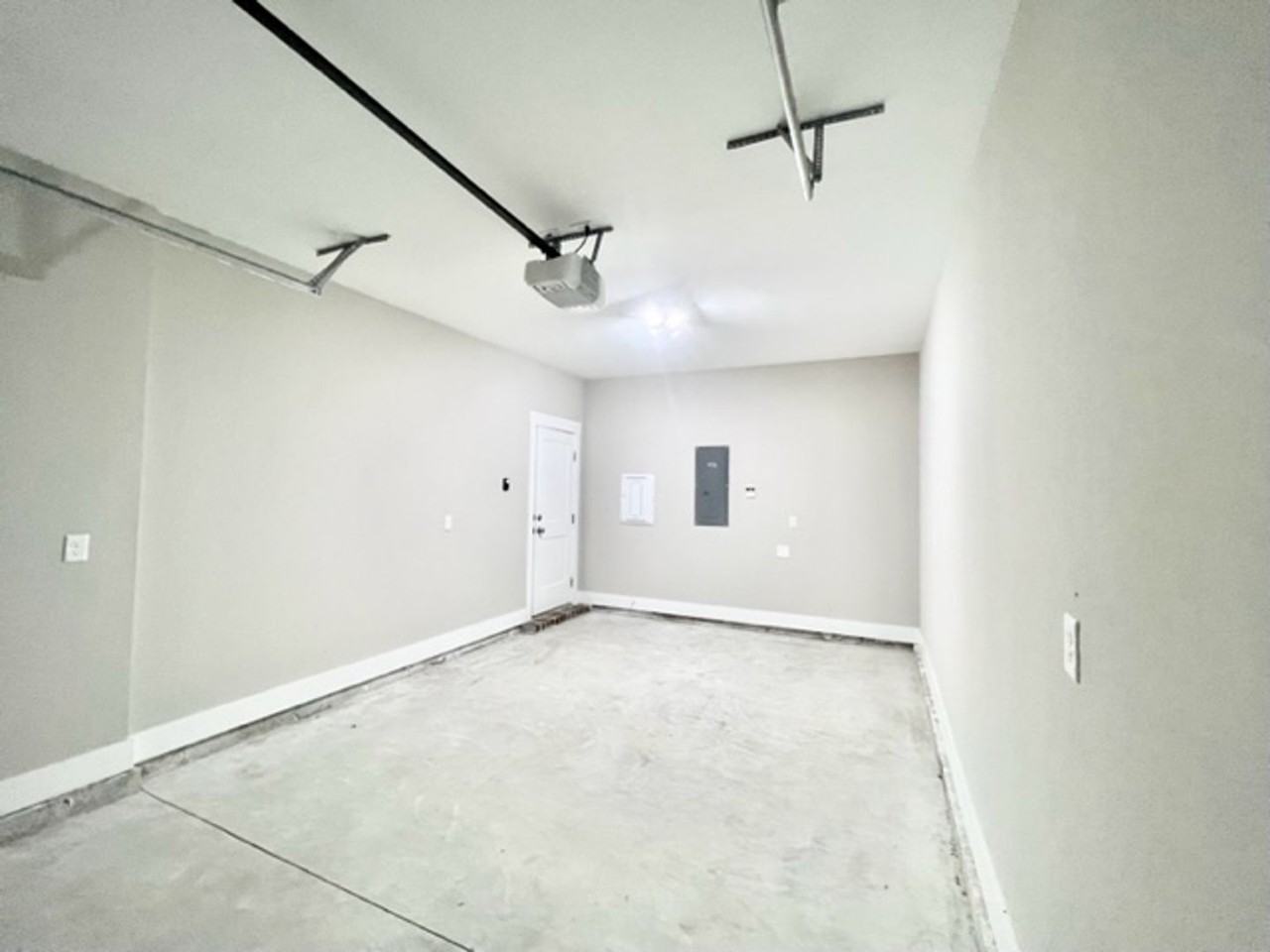 9 Praiseworthy Dr - Photo 4 of 28