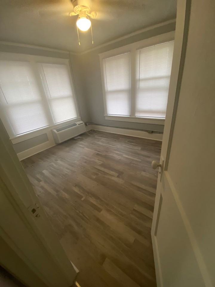 232 South 8th Street - Photo 6 of 20