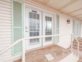 featured image of 1060 N Louis St