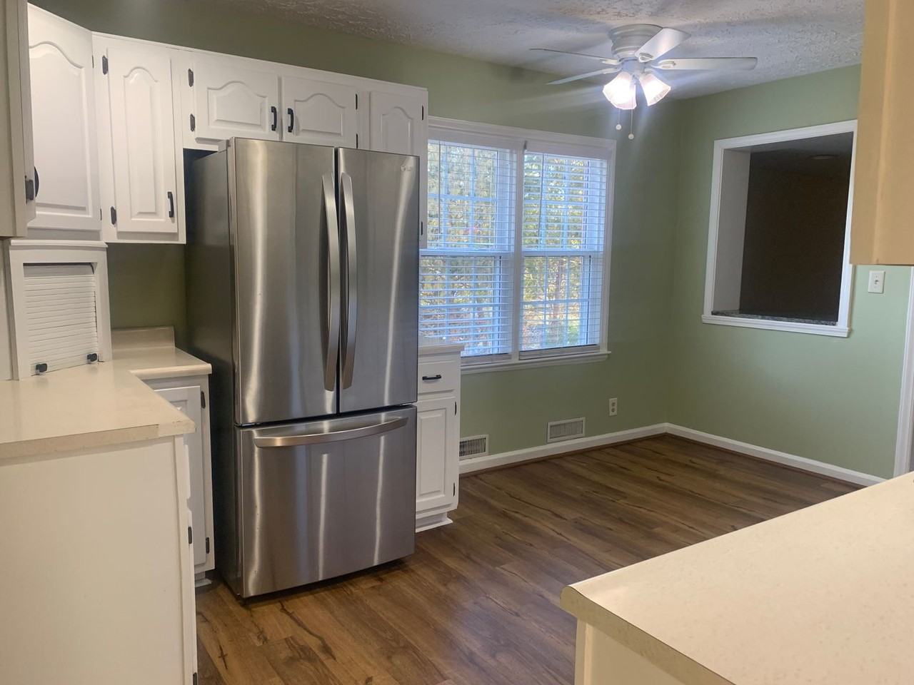 4215 Brookhaven Ave - Photo 3 of 15