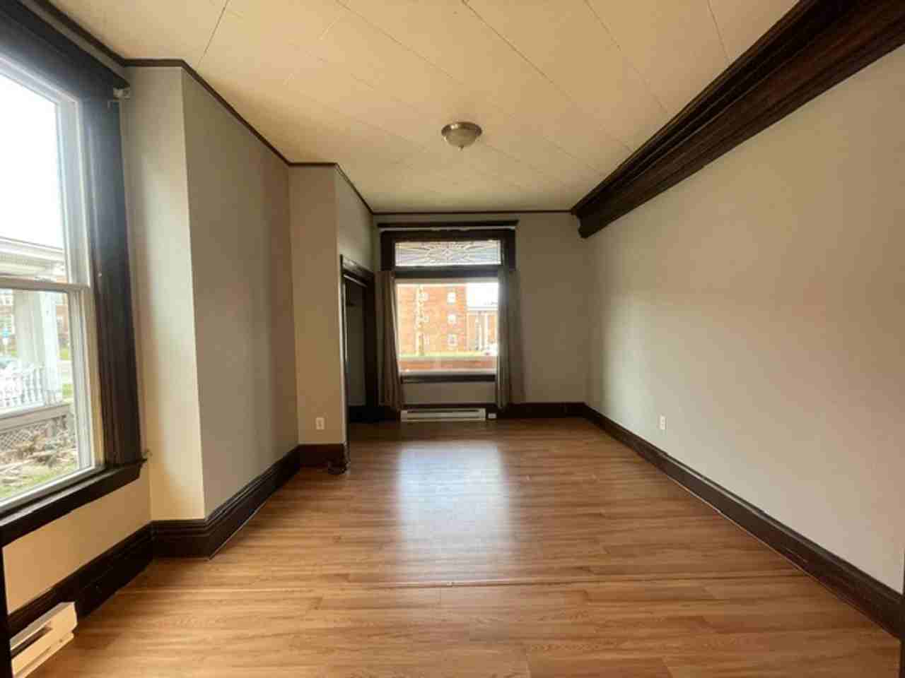 740 California Ave - Photo 6 of 21