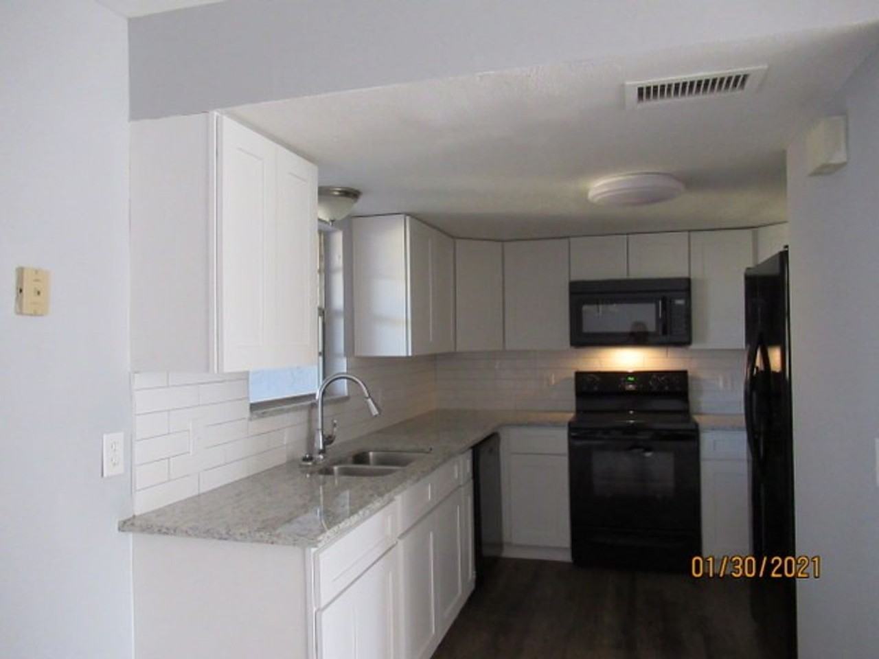 6103 Tuscony Circle - Photo 3 of 20