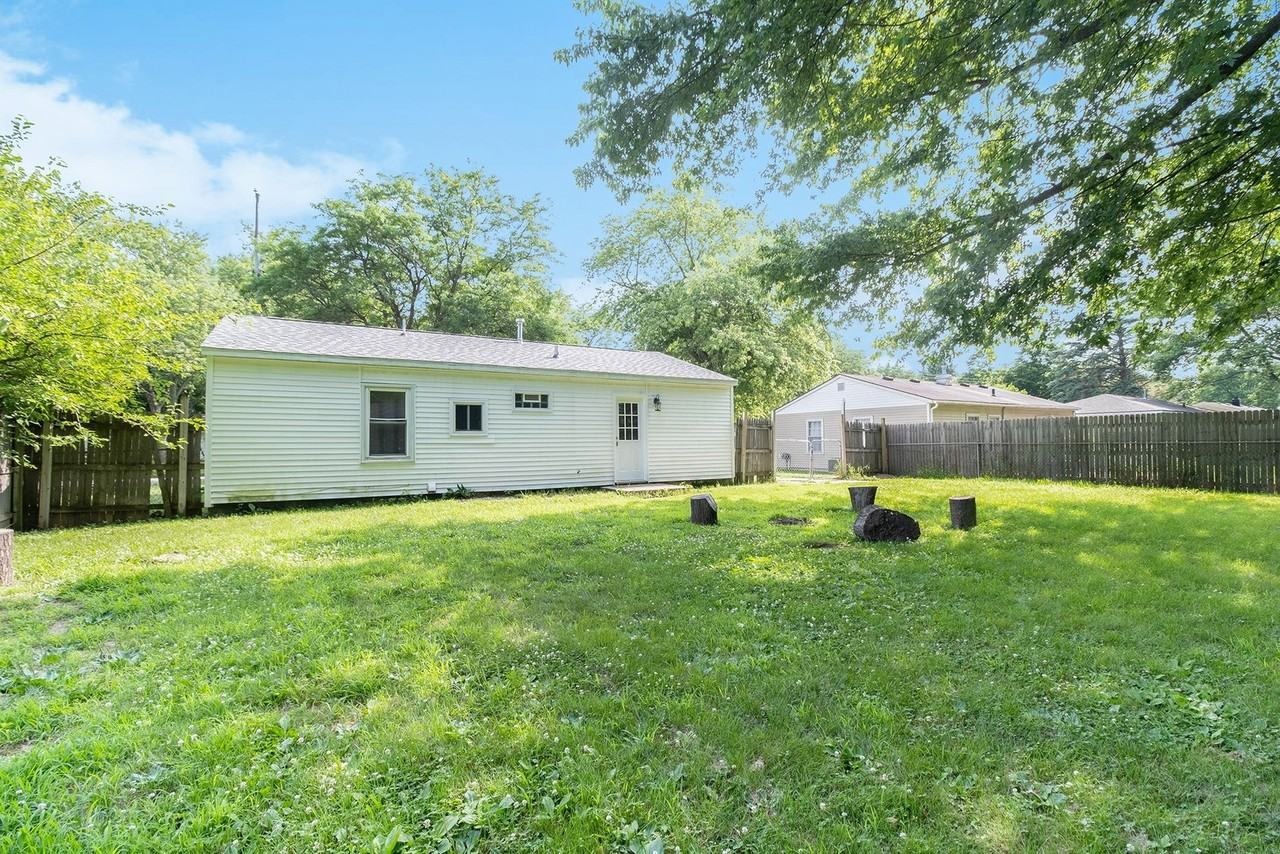 2505 2505 Ashton Avenue - Photo 4 of 22