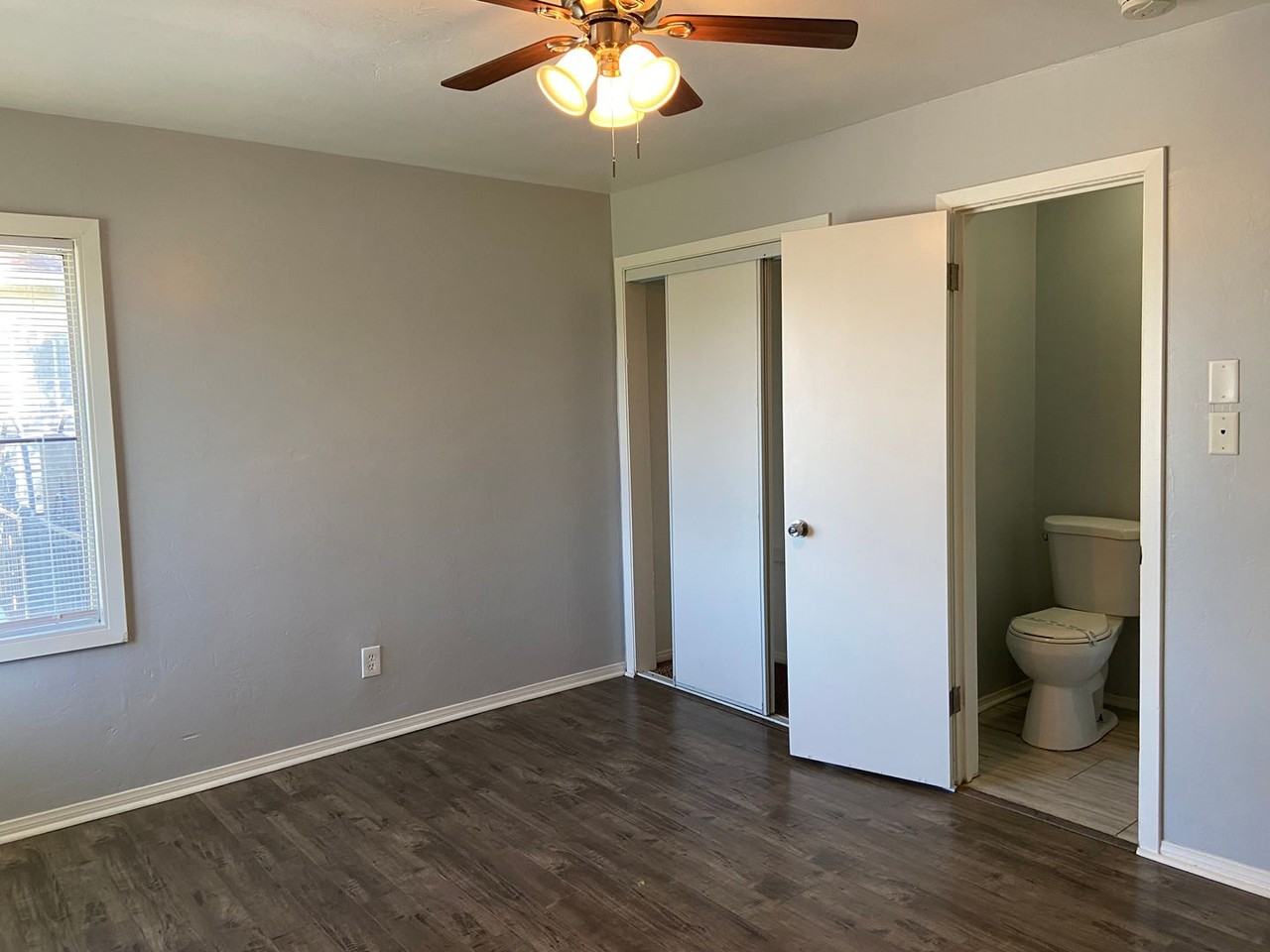 222 Olive St - Photo 3 of 9