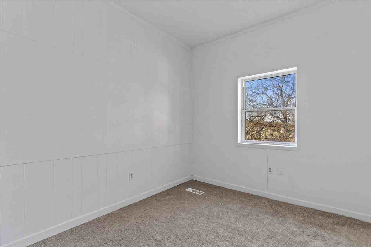 217 W College Ave - Photo 6 of 17