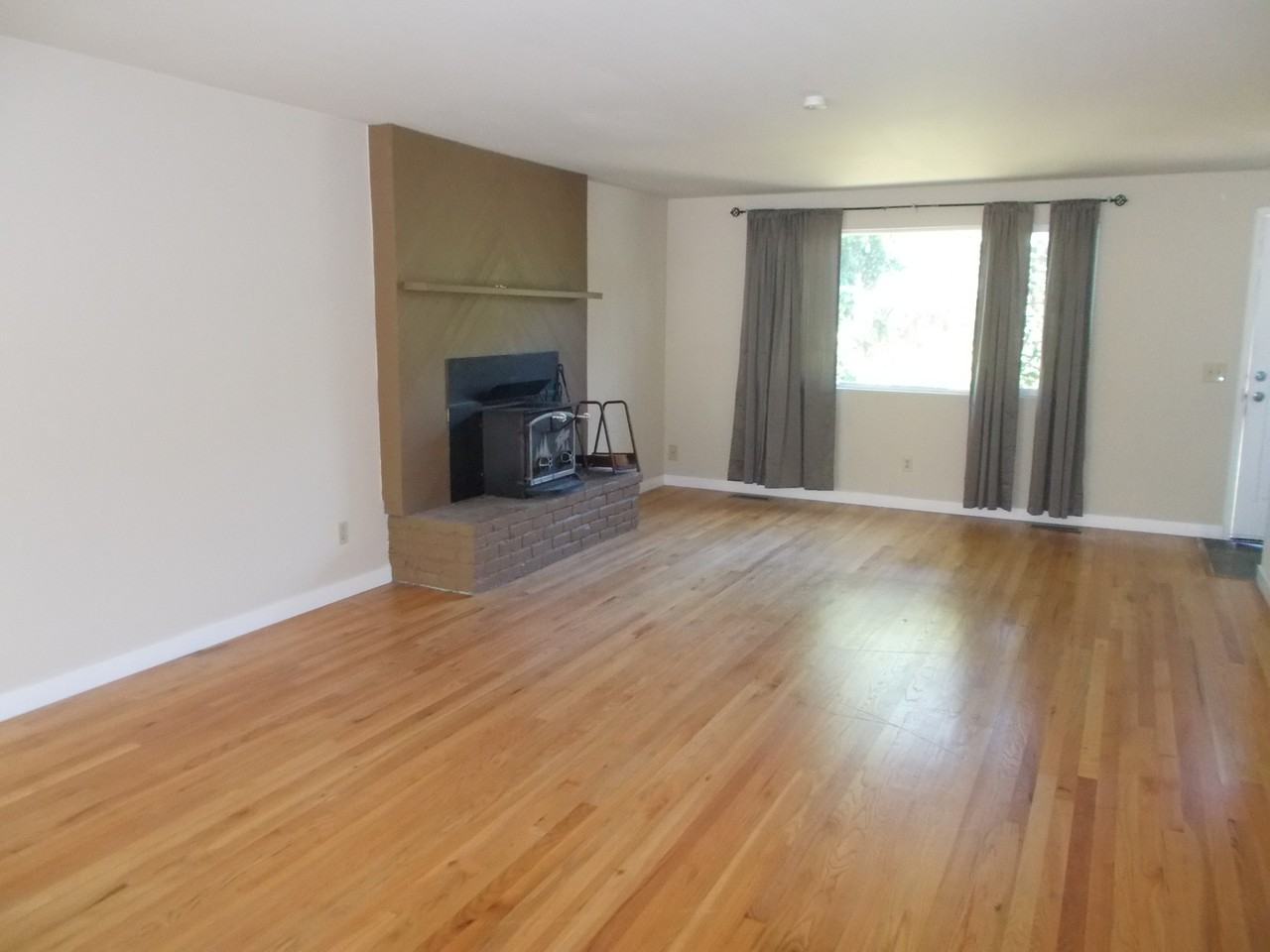 3411 Cheasty Blvd S - Photo 2 of 11