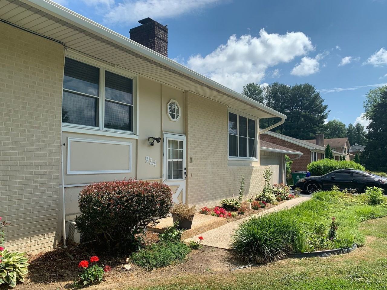 924 Mcbryde Lane - Photo 6 of 30