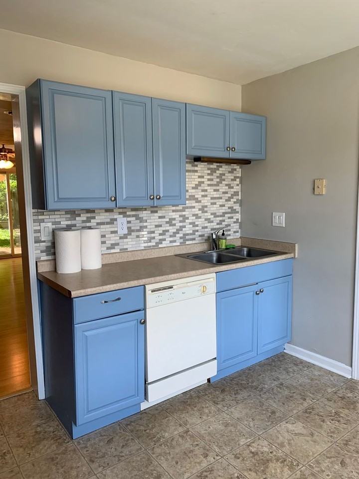 338 Loudon Rd - Photo 5 of 15