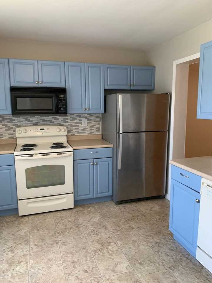 338 Loudon Rd - Photo 6 of 15