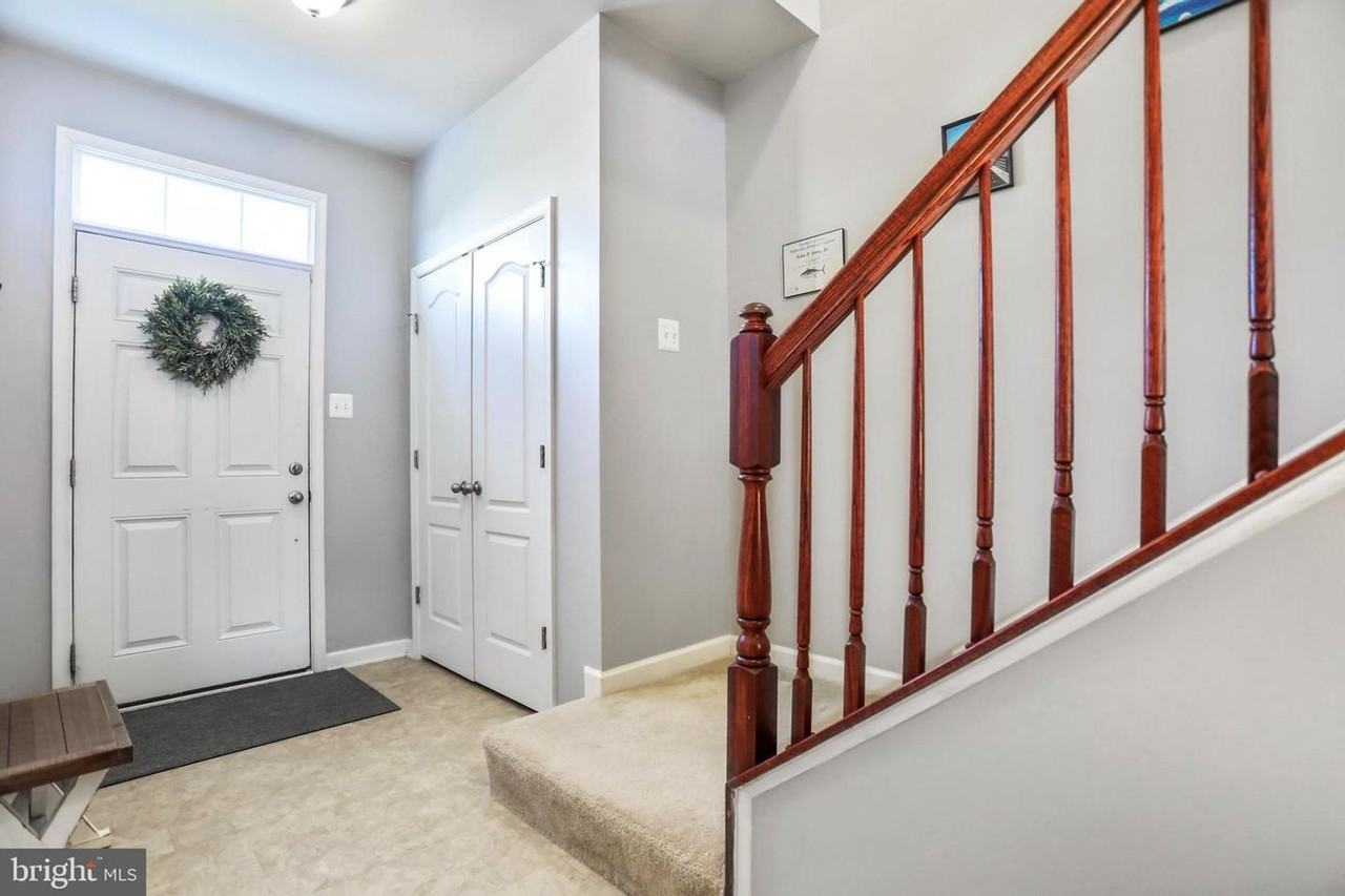 13126 Nittany Lion Cir - Photo 4 of 24