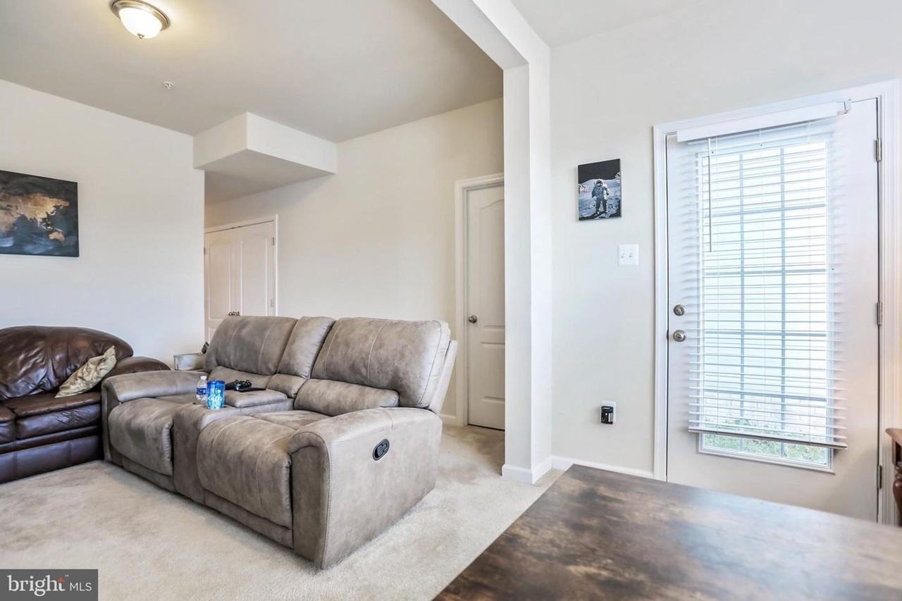 13126 Nittany Lion Cir - Photo 6 of 24