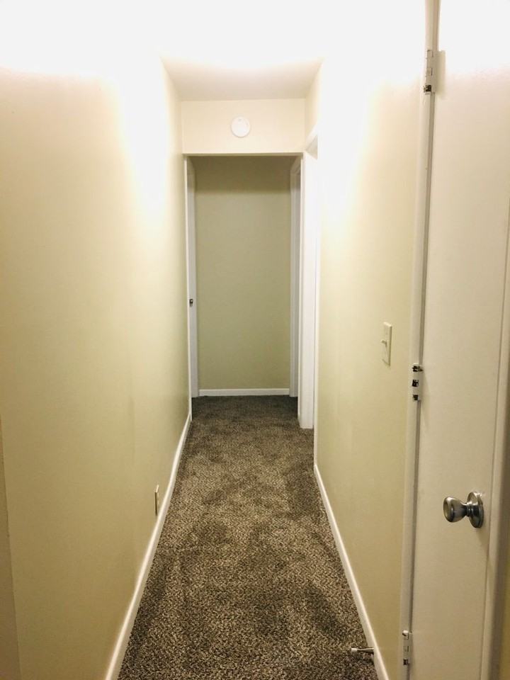 605 21st St - Photo 6 of 16