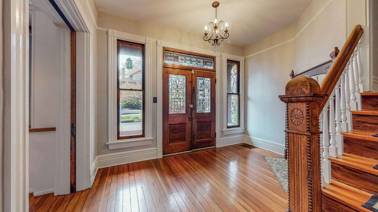 1355 S Brook St - Photo 4 of 30