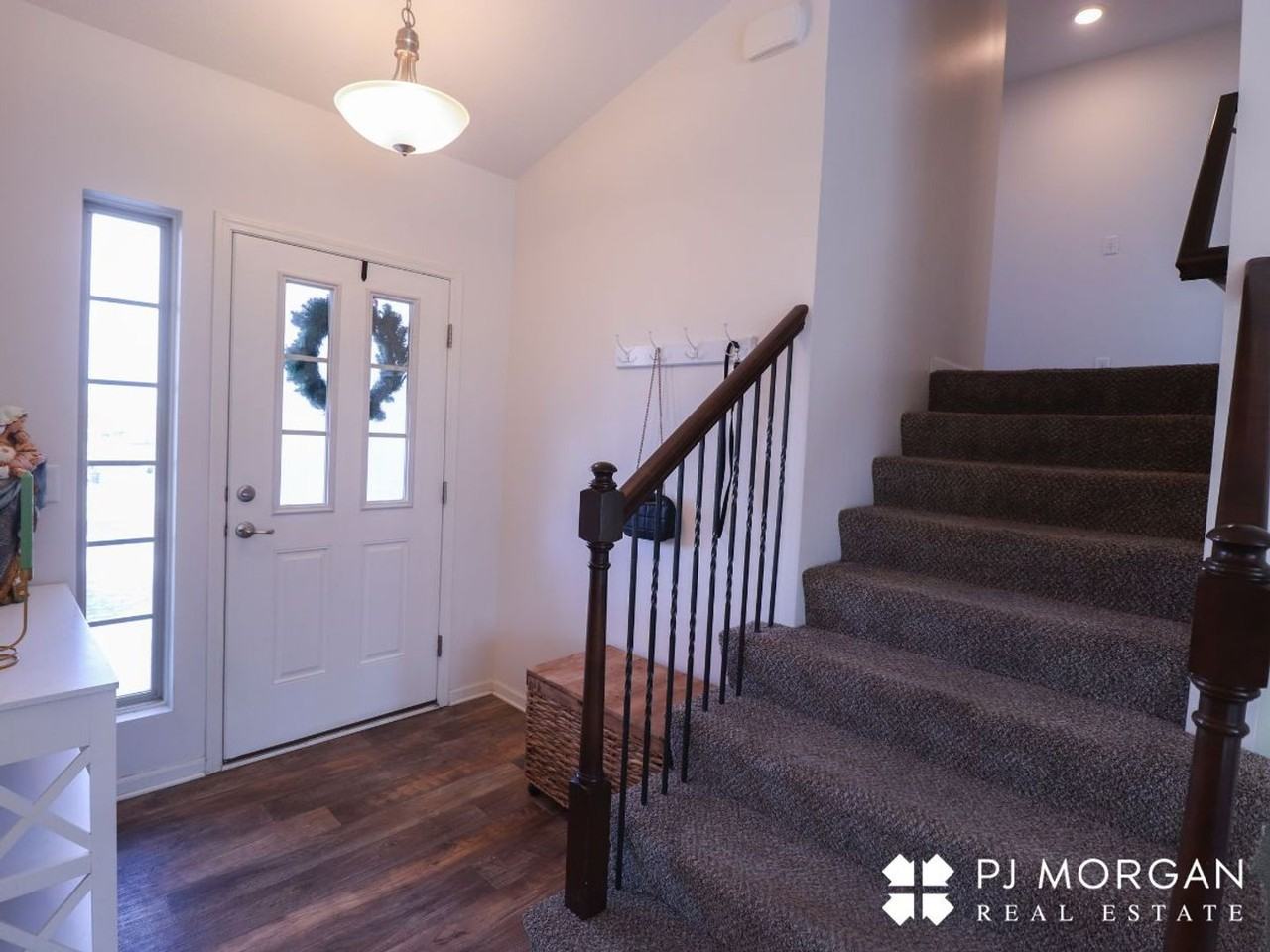 14586 Potter Cir - Photo 3 of 28