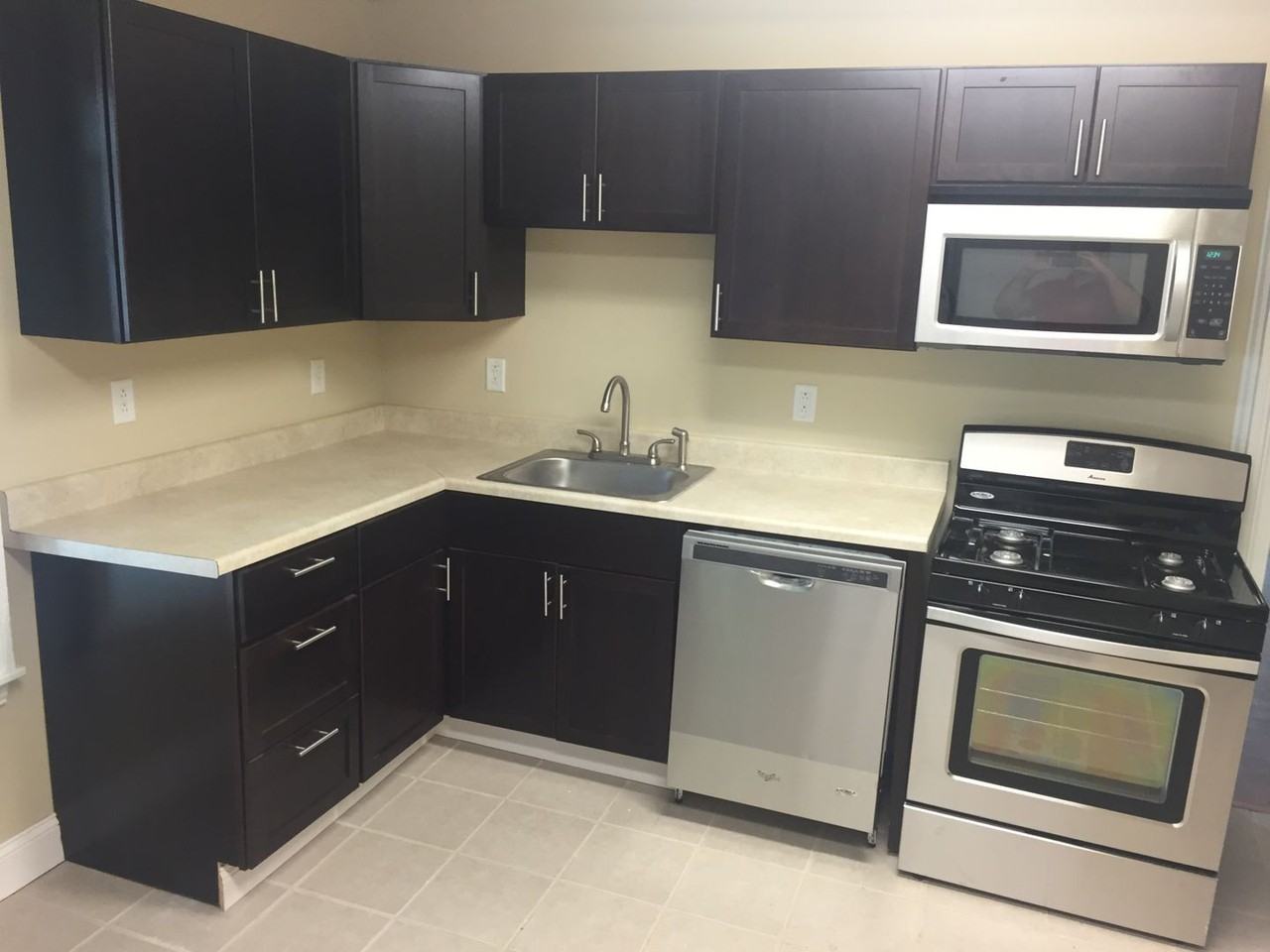 40 Leroy St - Photo 2 of 7