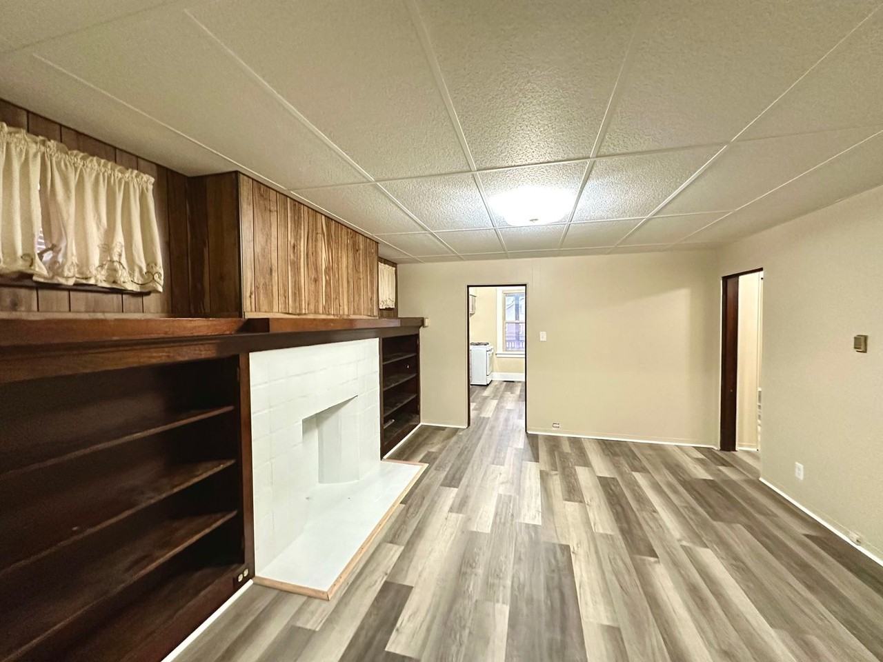 636 Hazelwood Ave - Photo 3 of 10