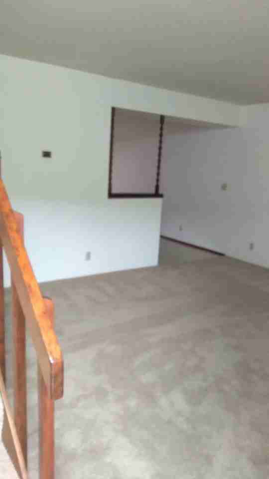 621 Ne Lincoln St - Photo 5 of 21