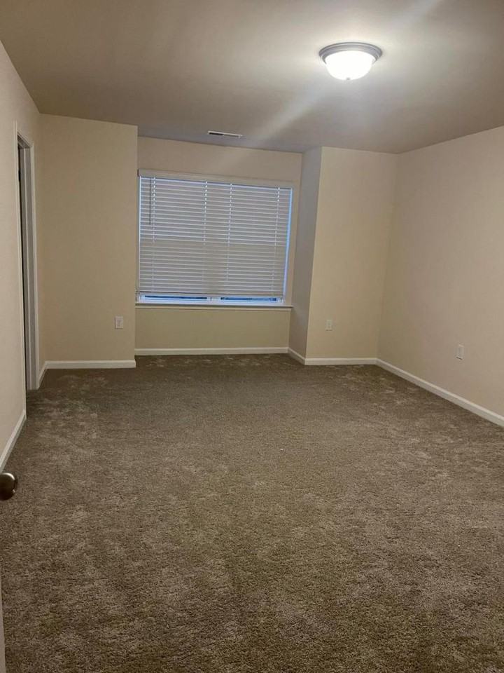 5600 Preveza Pl - Photo 7 of 17