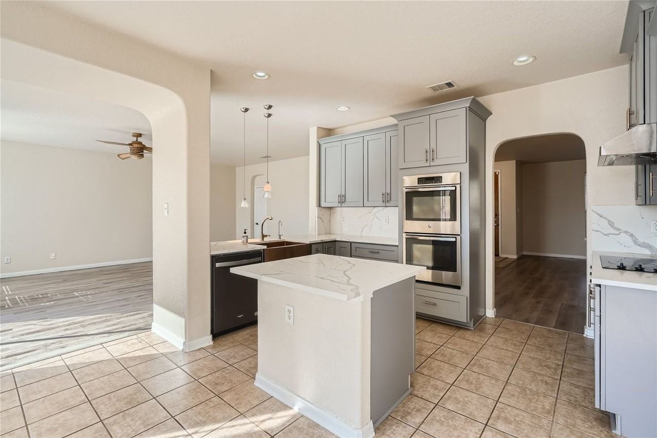 22302 Mesa Path - Photo 4 of 12