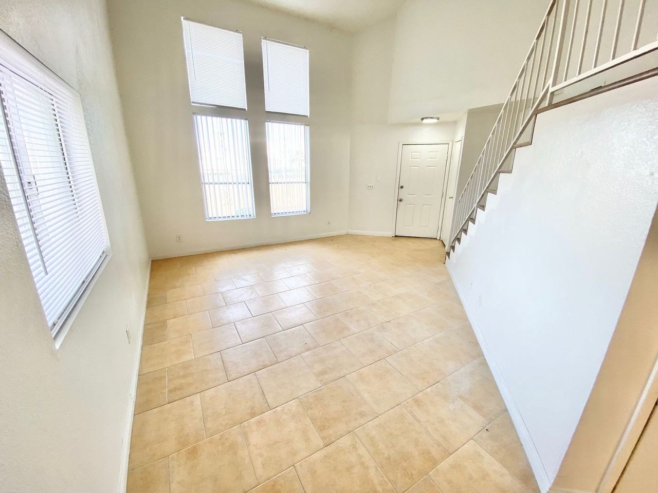 3804 Fitzpatrick Dr - Photo 2 of 23