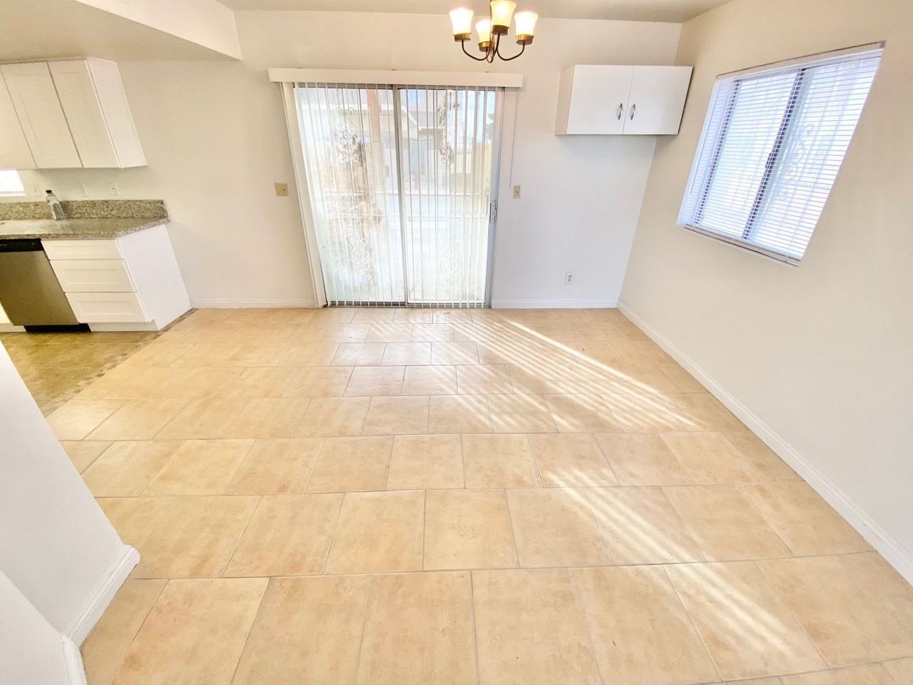 3804 Fitzpatrick Dr - Photo 4 of 23
