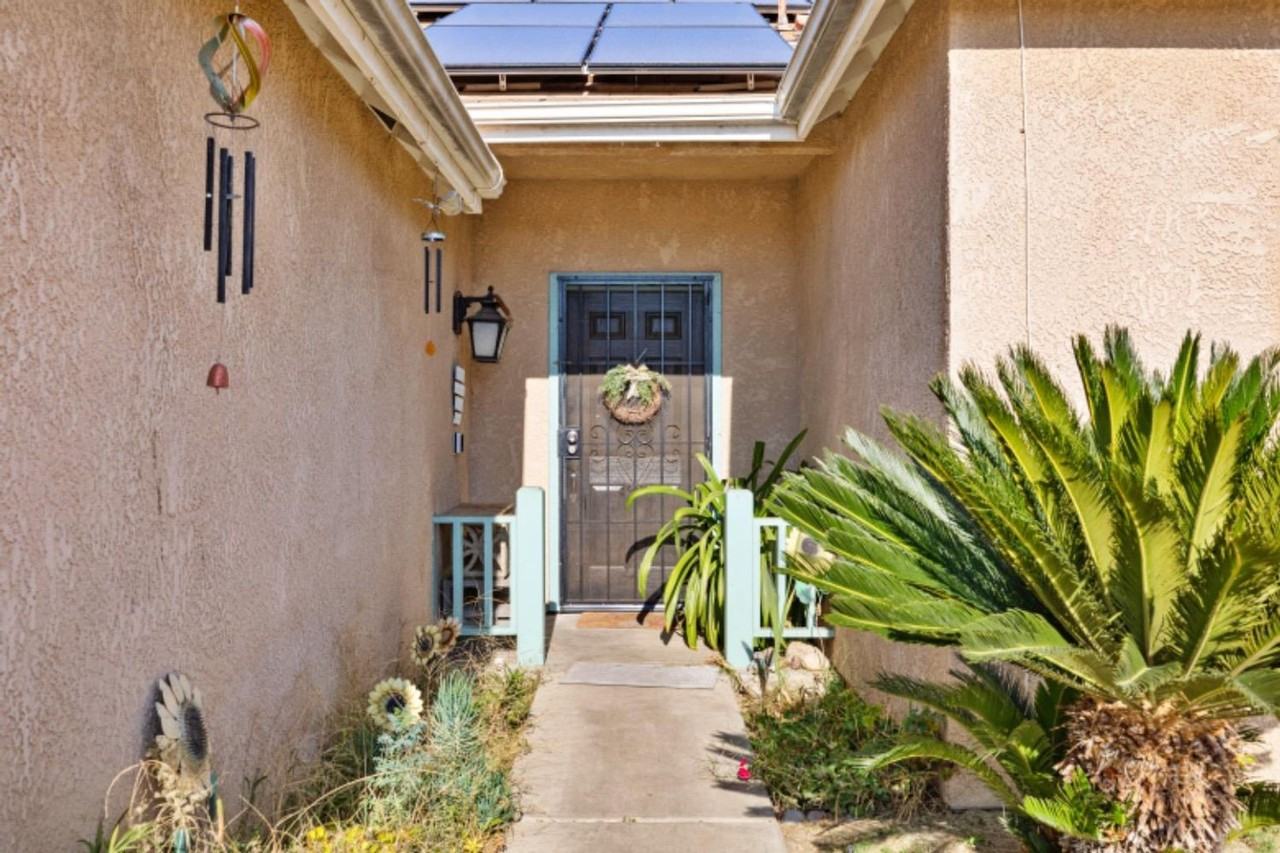 3159 Joy Ct - Photo 2 of 18